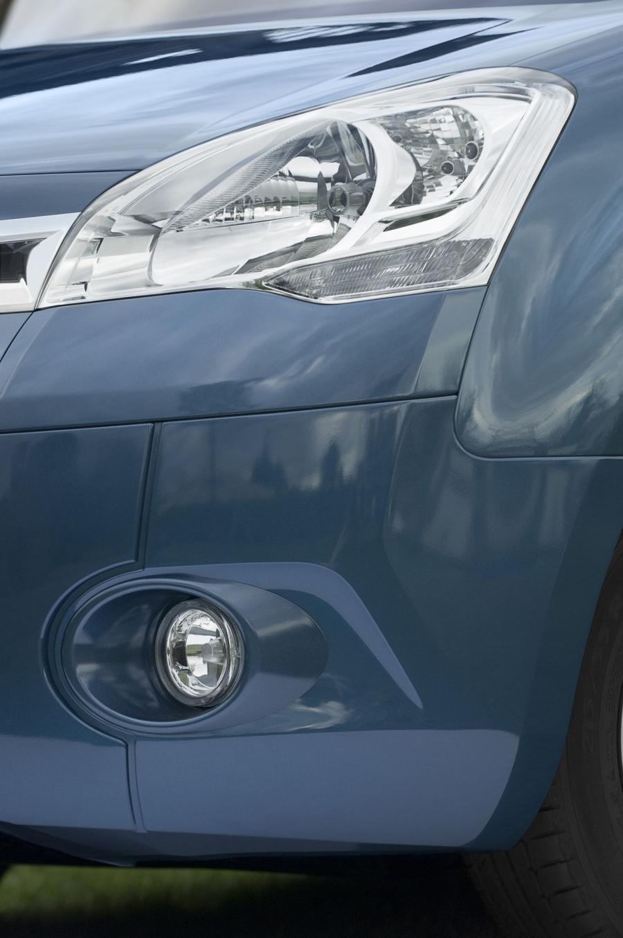  Citroen Berlingo 2009 года  (фото 35 из 72)